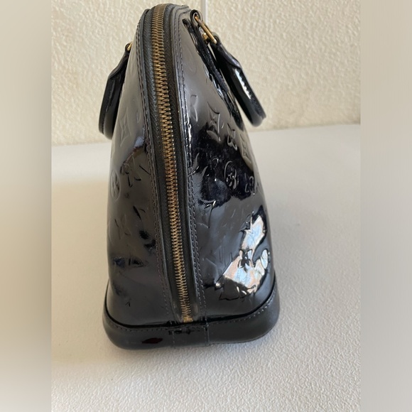Louis Vuitton Alma bag - Picture 5 of 10